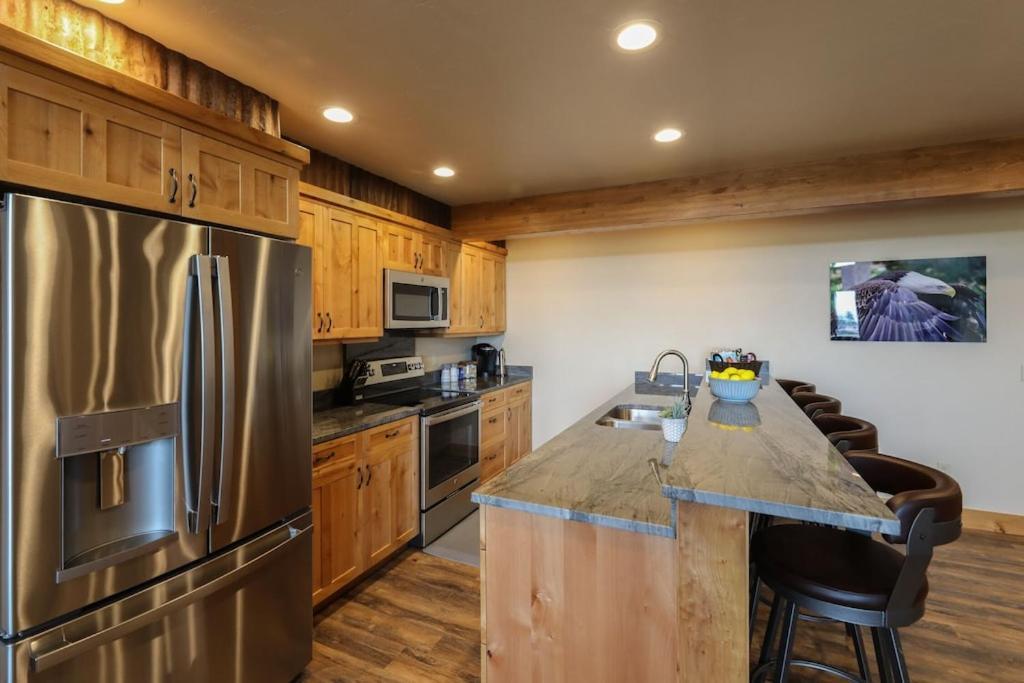 Townhome Next To Clubhouse In Exclusive Eagle Bend - The Glacier Bigfork Dış mekan fotoğraf